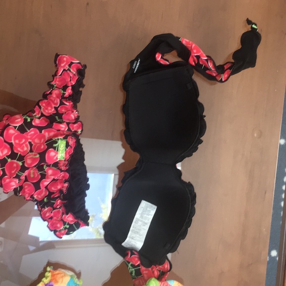 Two Calzedonia swim suits - Picture 5 of 8